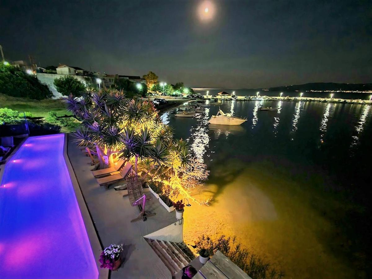 Porto Evia Boutique Hotel Amarynthos Bagian luar foto